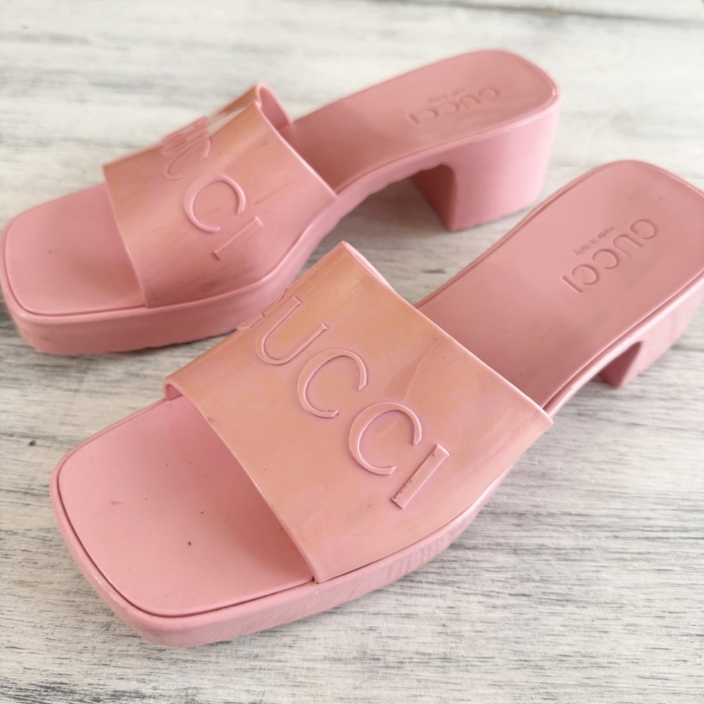 Gucci Pink Wild Rose Rubber Slides Heeled Mules Sandals size 39 - Picture 3 of 11